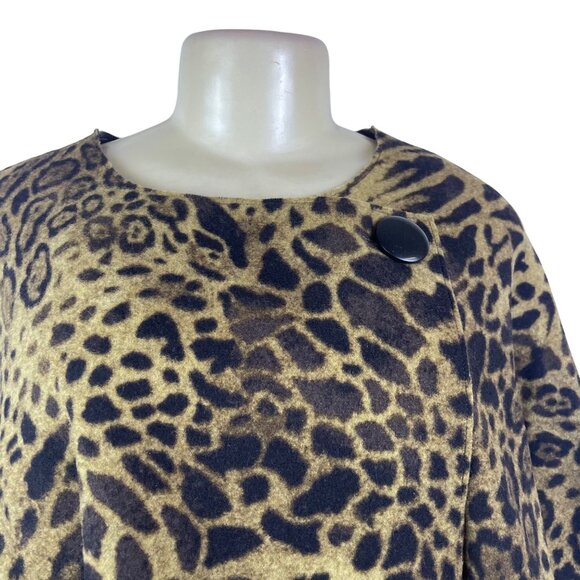 Animal Print Women's Lightweight Poncho With Decorative Button Closure OS - Picture 4 of 5